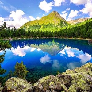 Meet your Posher, Lorianne